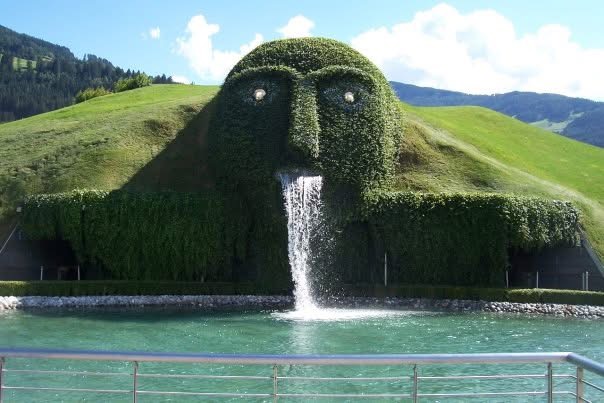 A face-shaped fountain from the 2008 Europe journey